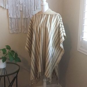 VINTAGE BOHO WOOL PONCHO
